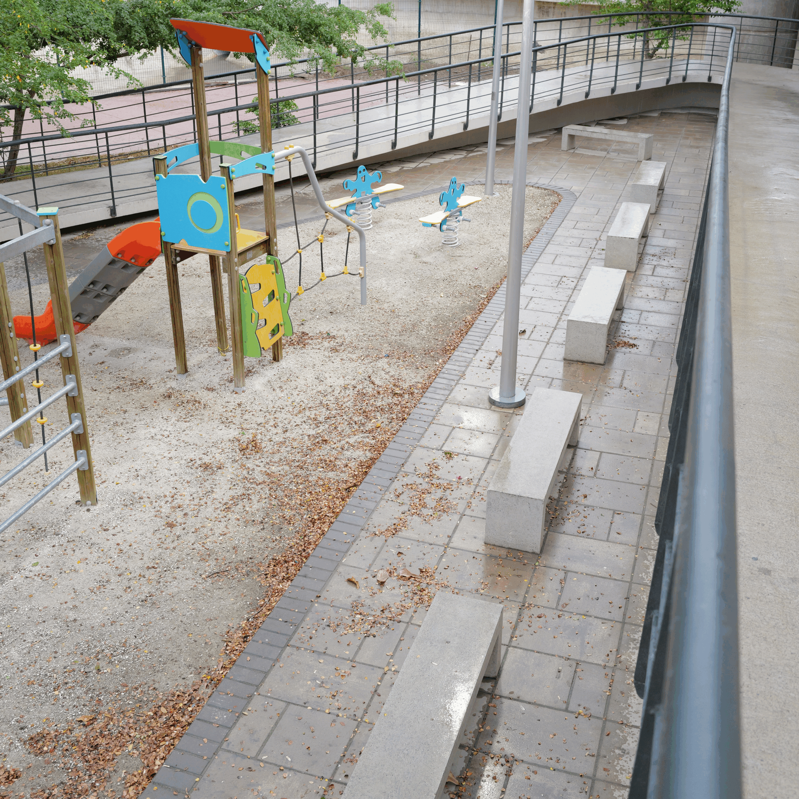 Bancos U Gola Zona Juegos Parque Gurabo